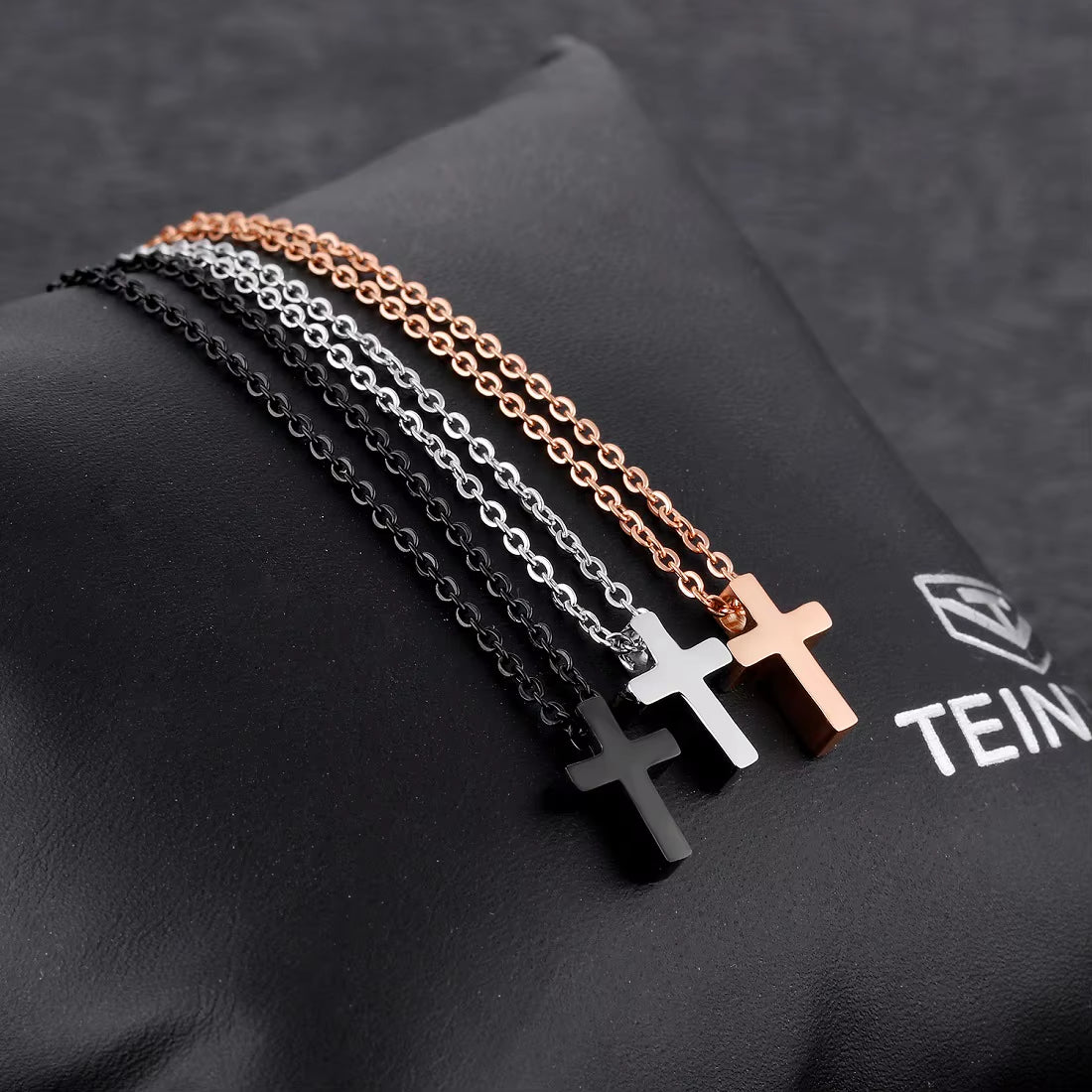 Mini Small Cross Pendants Girl'S Gift Women Christian Necklaces Black Rose Gold Color Stainless Steel Chain Fashion Jewelry